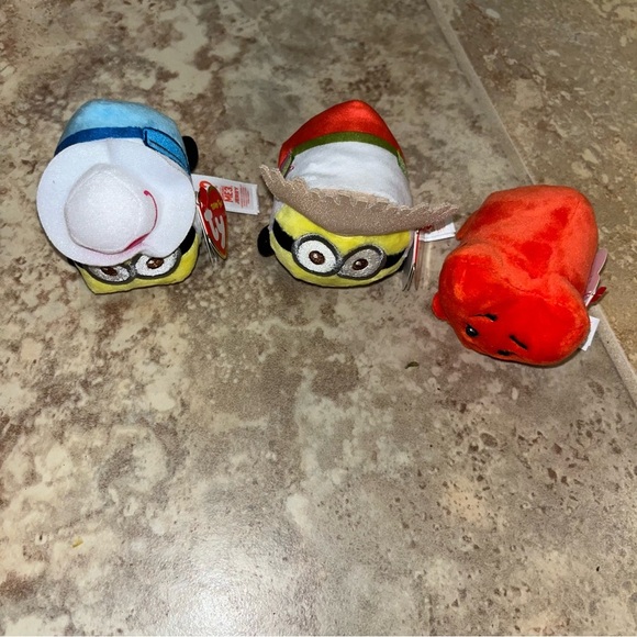 Ty Teeny Tys Despicable Me 3 Plush lot new nwt  heart emoji movie Dave Jerry - Picture 1 of 3
